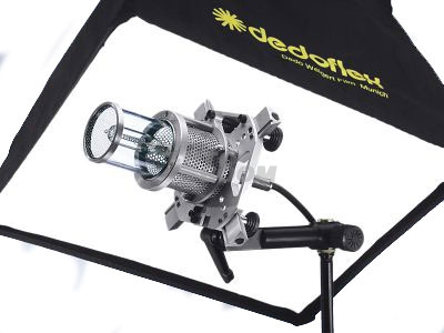 DLH1000S Softlight 1000W con rótula DLH1000S Softlight 1000W con rótula