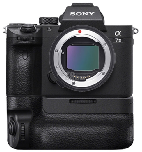 Alpha A7MIII + Convertidor SIGMA MC-11 Canon EF + VG-C3M - BLACK FRIDAY SONY