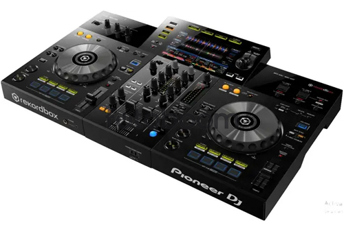 XDJ-RR Sistema Dj All-in-One XDJ-RR Sistema Dj All-in-One