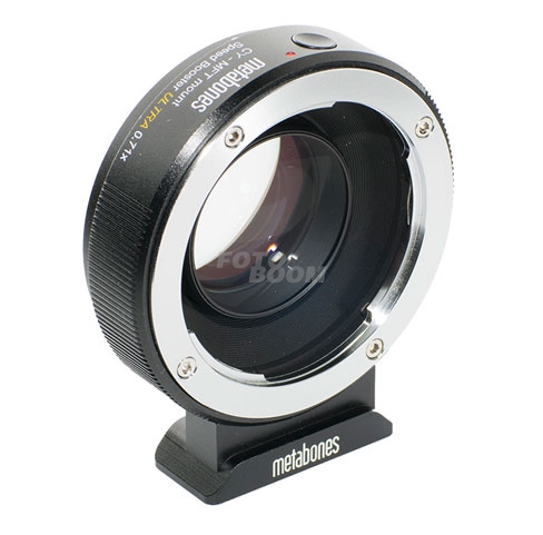 Contax Yashica Lens Speed Booster ULTRA 0.71x a MFT