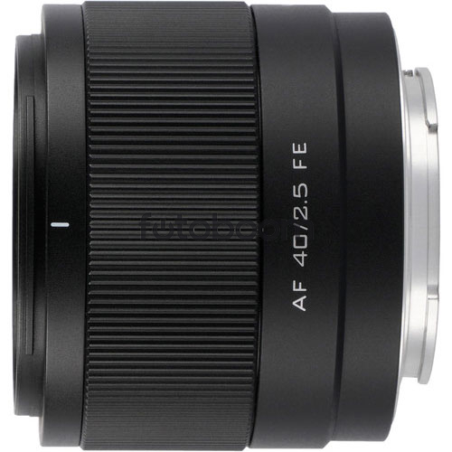 40mm f/2.5 AF Sony E 40mm f/2.5 AF Sony E
