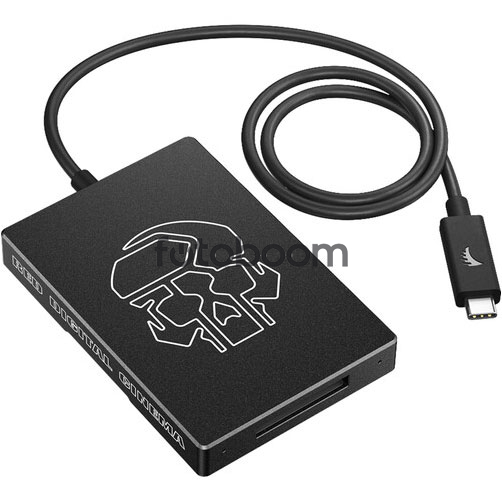 CFexpress Card Reader