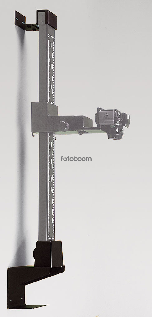 Montura en pared para columnas sistema R1