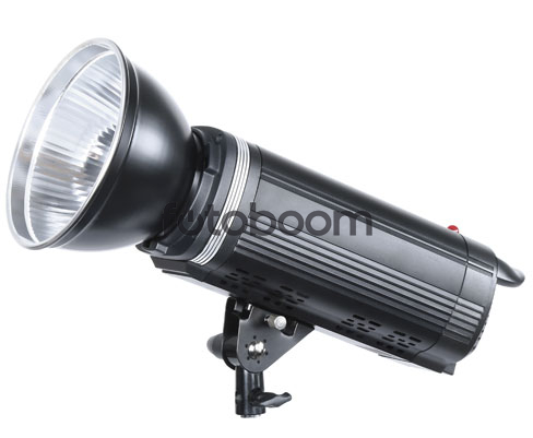 Foco Led 2000W FTL-2000 + Maleta de transporte+ Reflector adapt. Bowens