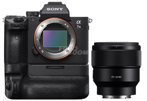 Alpha A7MIII + 85mm f/1.8 FE + VG-C3 - BLACK FRIDAY SONY