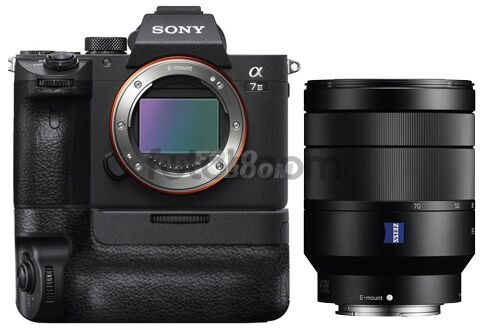 Alpha A7MIII + 24-70mm f/4 FE ZA OSS + VG-C3M - BLACK FRIDAY SONY