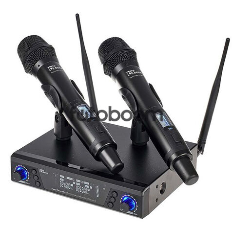 Twin HT 823