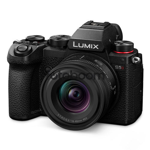 LUMIX S5D + 18-40mm f/4.5-6.3 S - BLACK FRIDAY LUMIX S