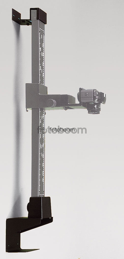 Montura en pared para columnas sistema R1