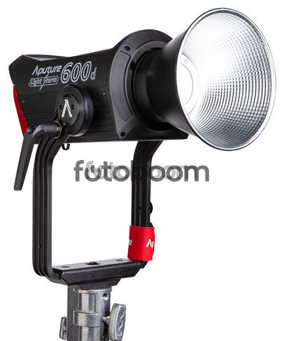 LS 600D (Daylight)