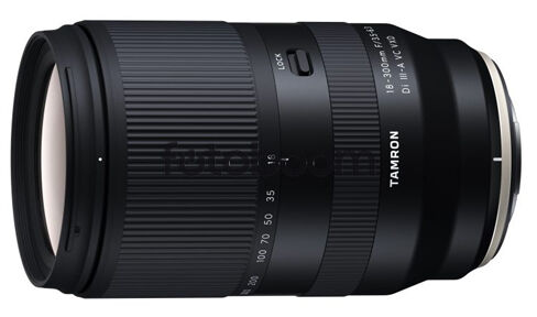 18-300mm f/3.5-6.3 Di III-A VXD Sony E con 100E - BLACK FRIDAY TAMRON